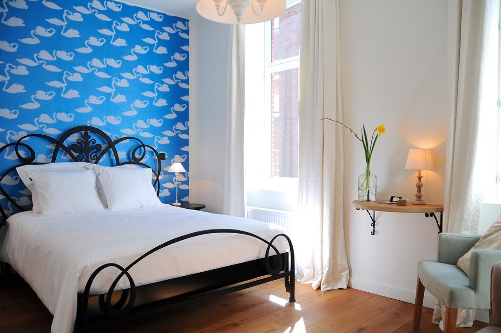 B&B Val Des Roses Brugge Bagian luar foto