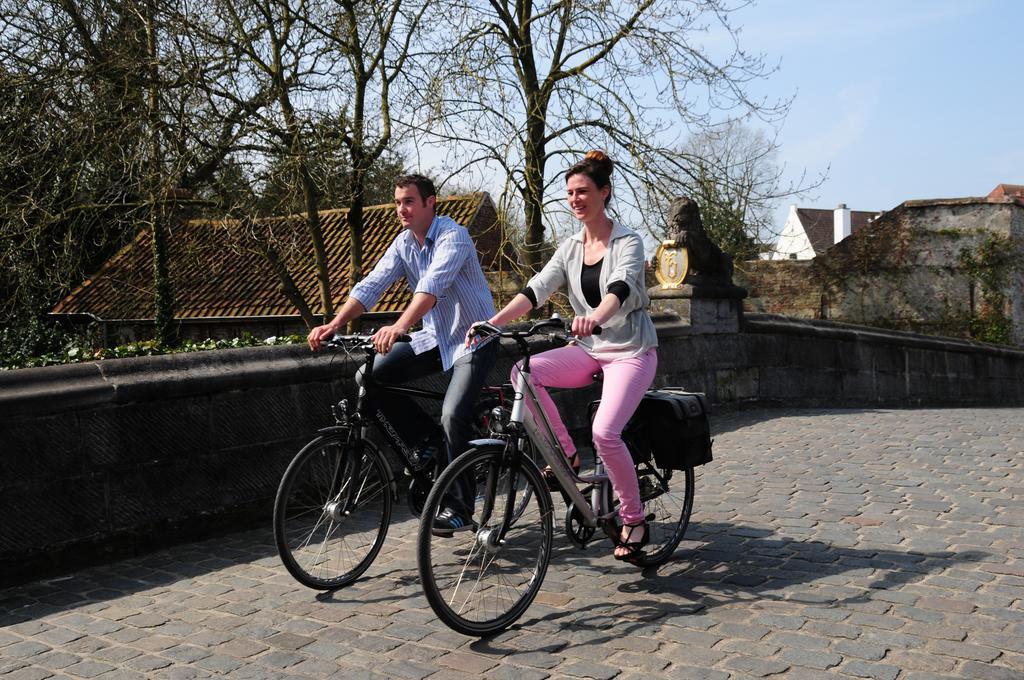 B&B Val Des Roses Brugge Bagian luar foto